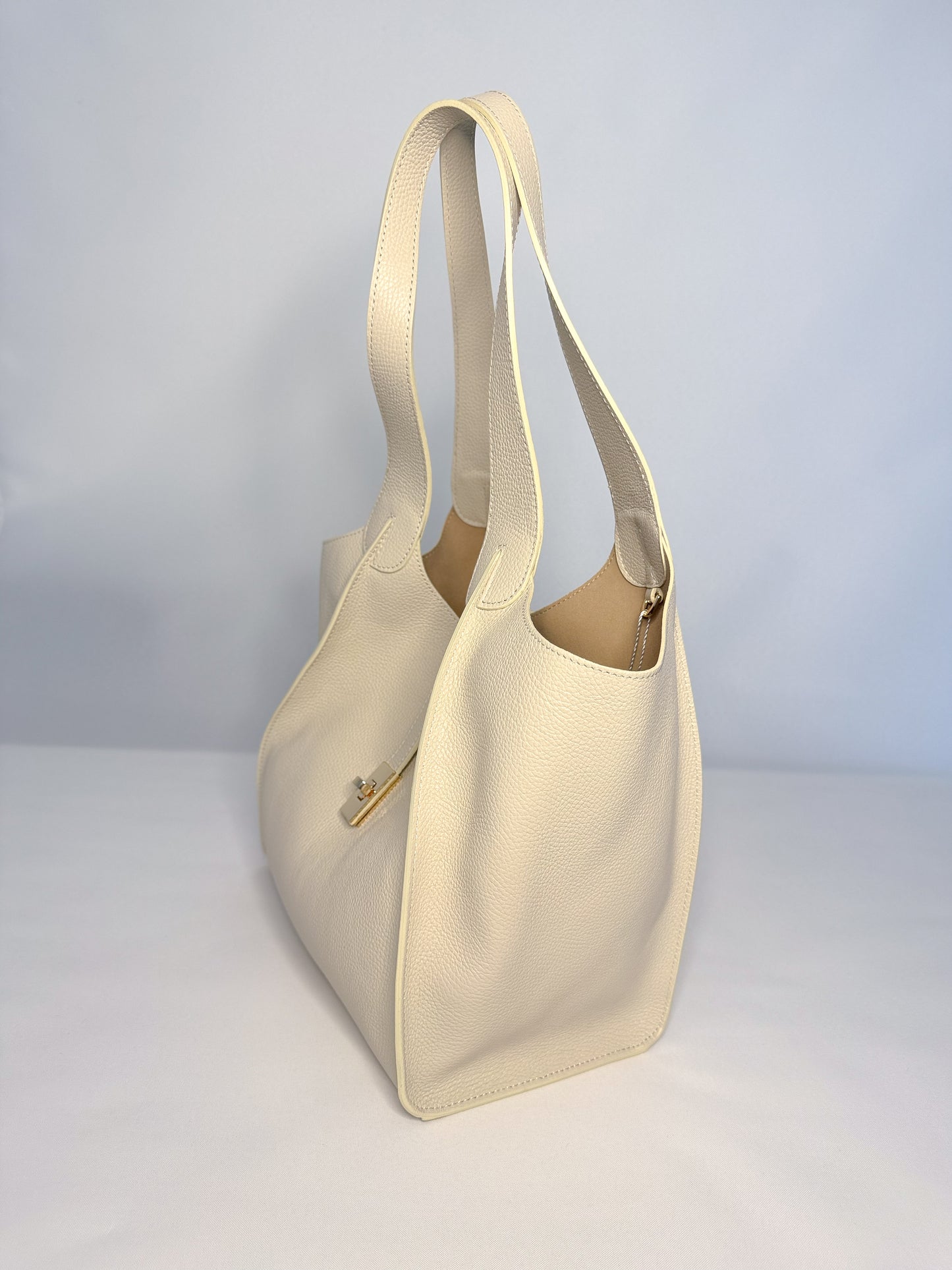 Elara Handbag - Beige