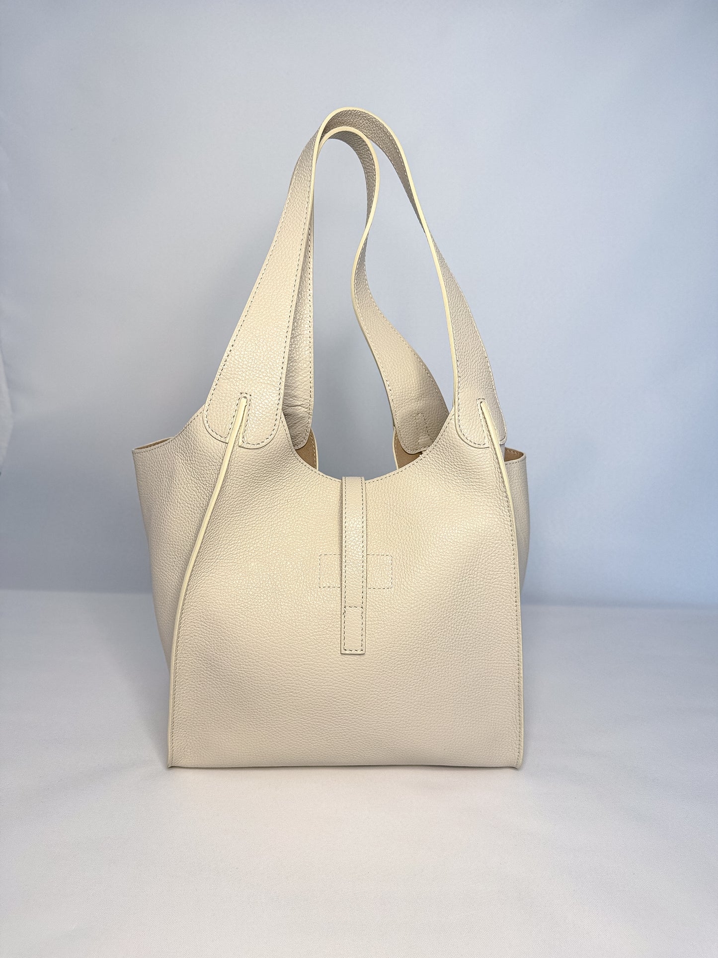Elara Handbag - Beige