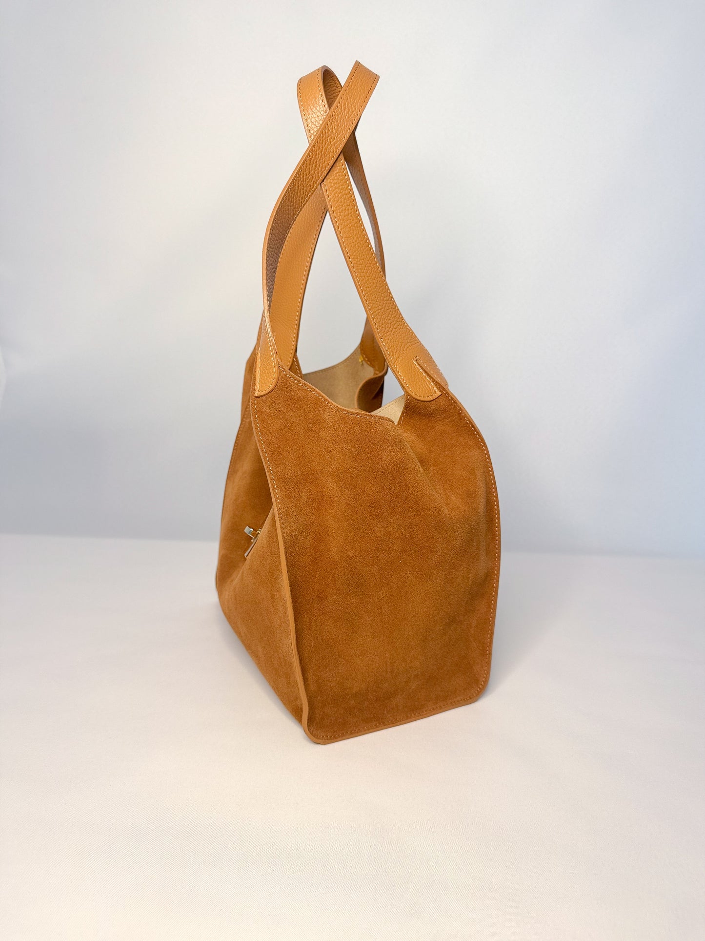 Elara Handbag - Brown