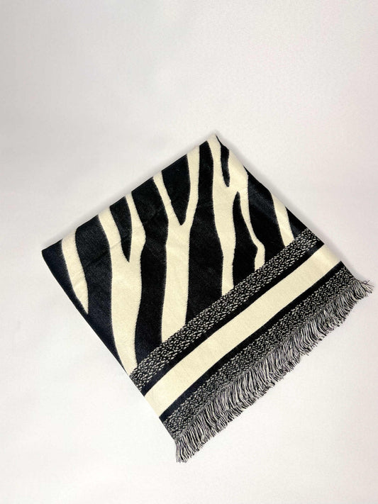 Winter Scarve with animal prints