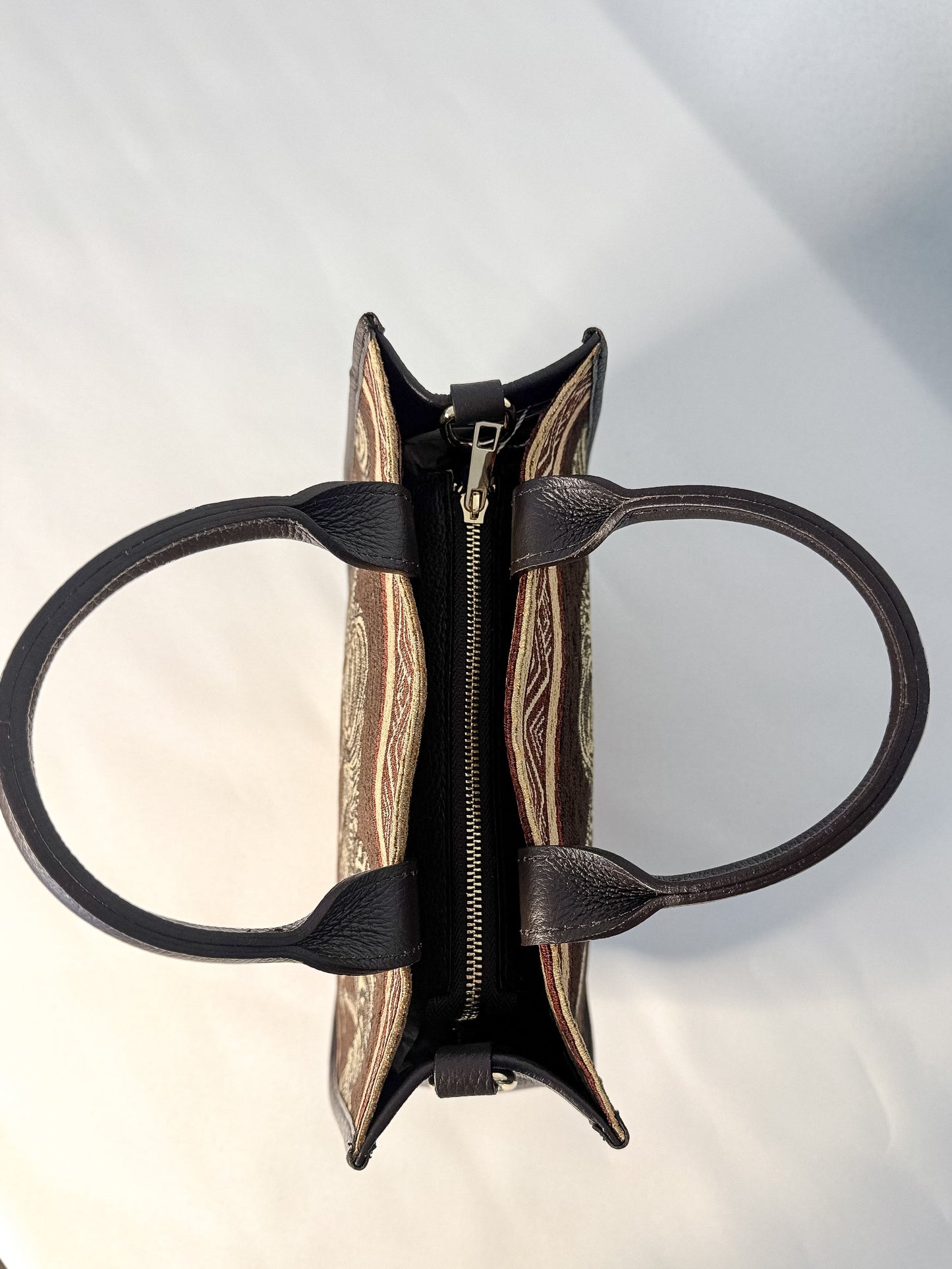 Nomada Handbag
